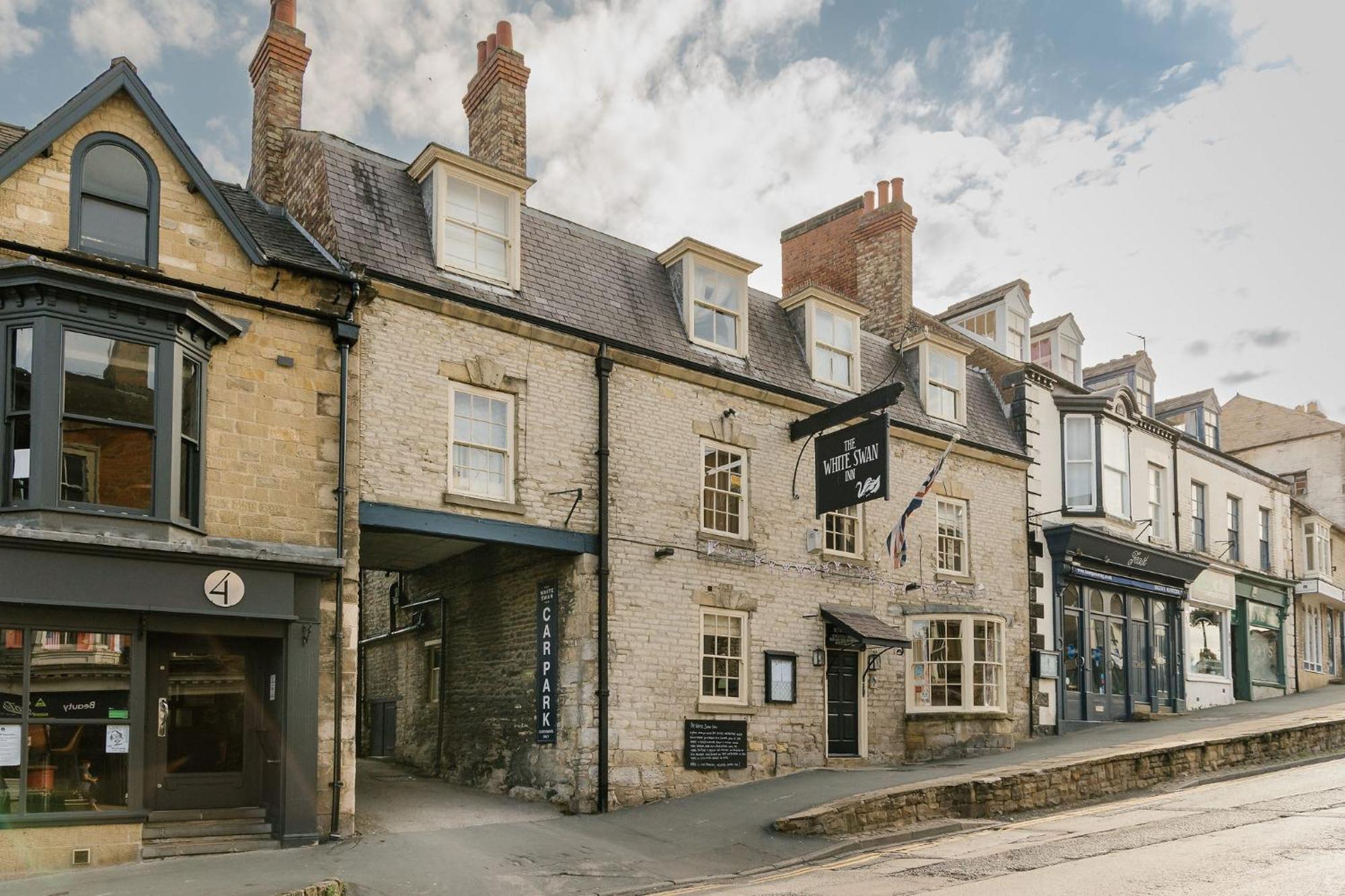 The White Swan Inn Pickering Exterior foto