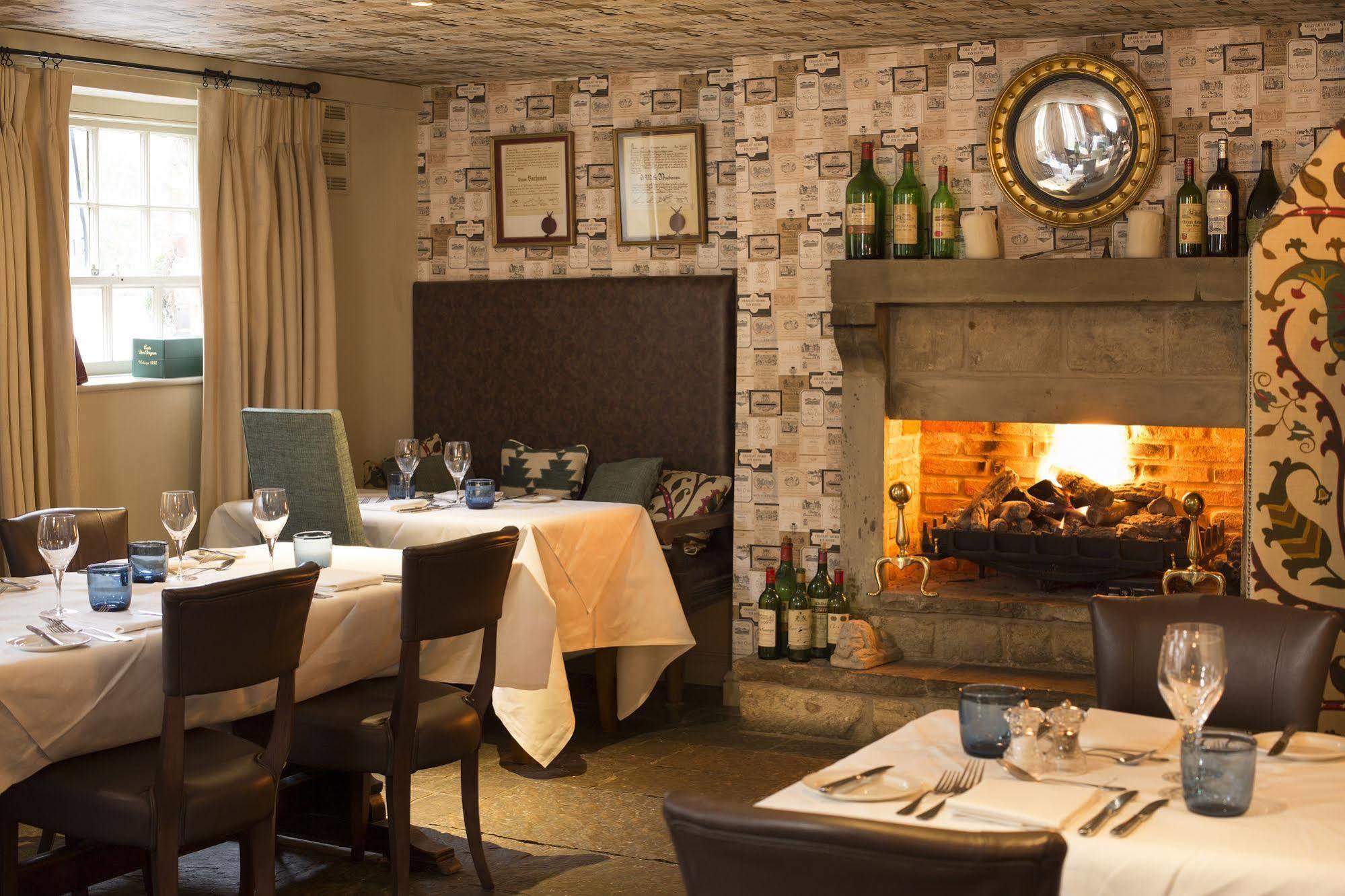 The White Swan Inn Pickering Exterior foto